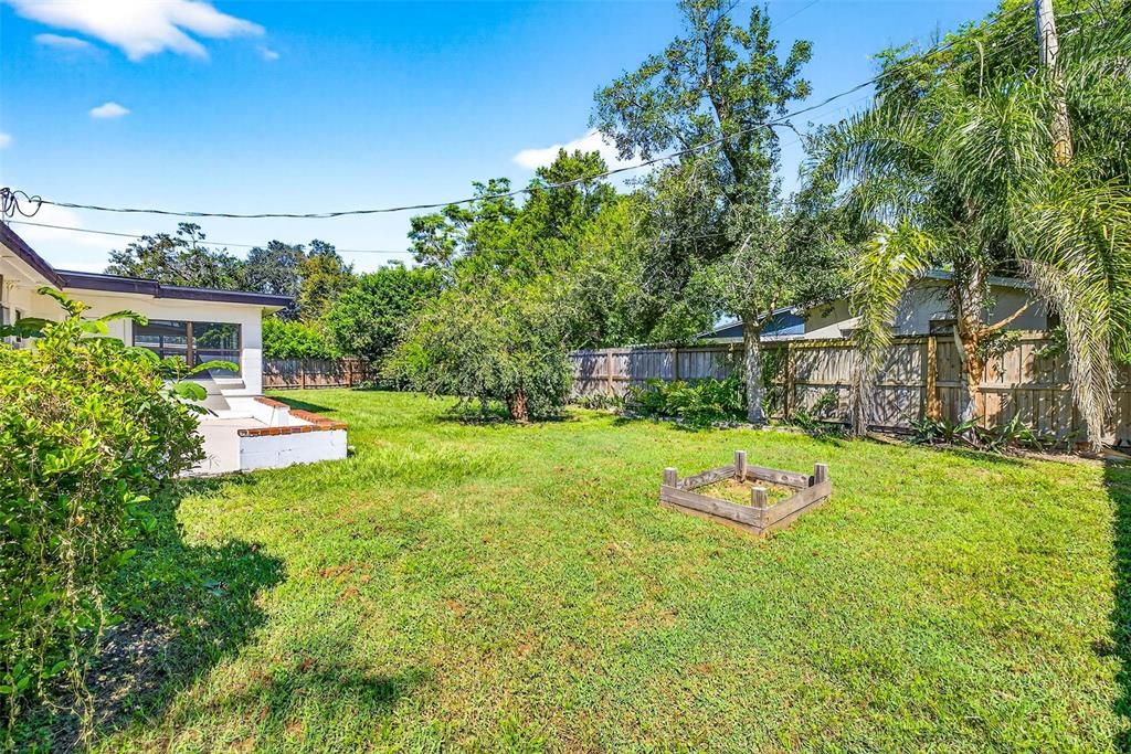 Image 49 of property listing at 206 FOREST PARK AVENUE, Temple Terrace, FL 33617