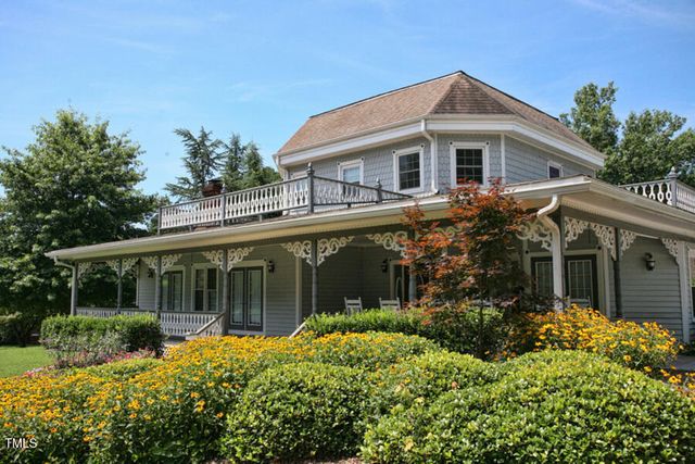 159 Finley Forest Drive, Chapel Hill, NC 27517