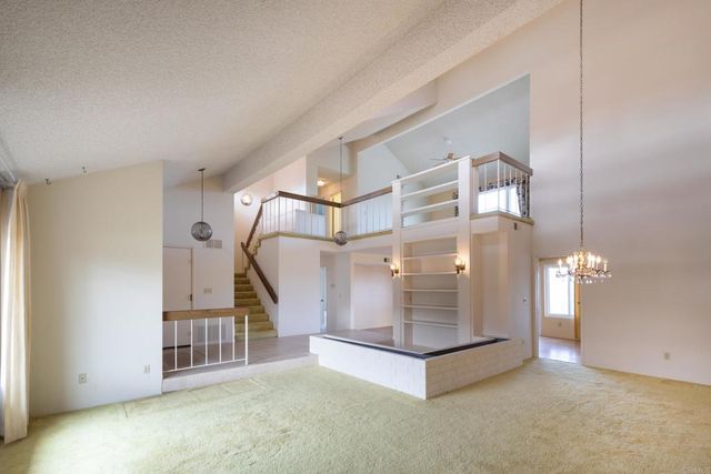 2120 Pintoresco Ct., Carlsbad, CA 92009