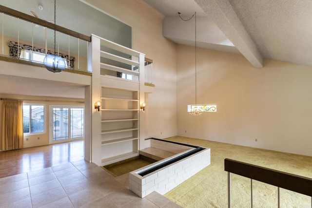 2120 Pintoresco Ct., Carlsbad, CA 92009