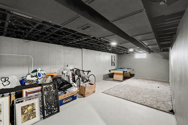 725 Parkway Drive, Grand Rapids, MI 49525