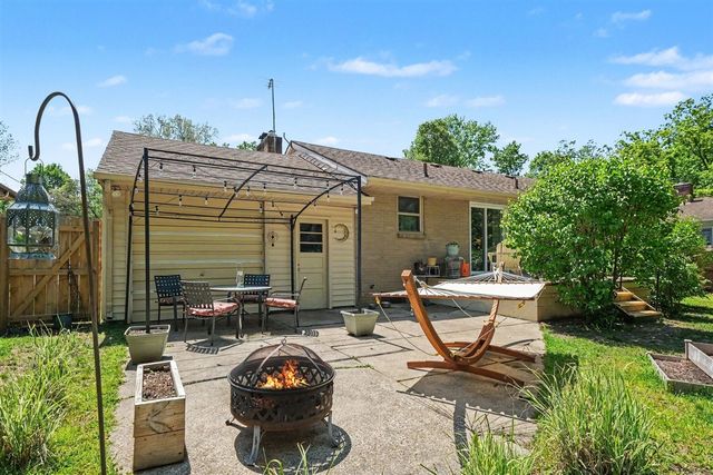 725 Parkway Drive, Grand Rapids, MI 49525