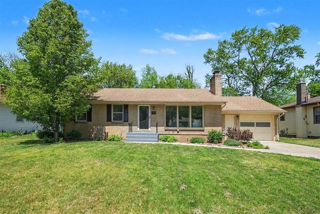 725 Parkway Drive, Grand Rapids, MI 49525