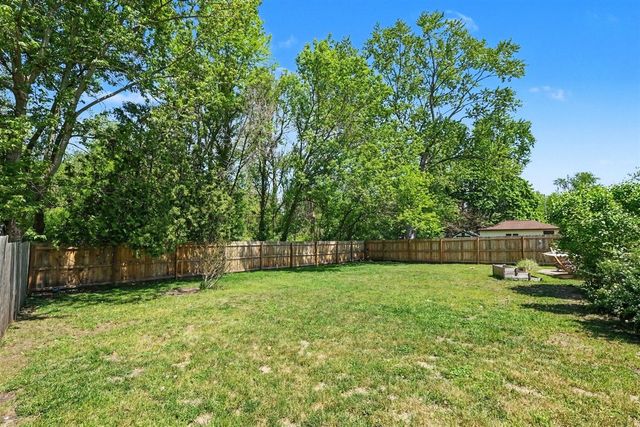 725 Parkway Drive, Grand Rapids, MI 49525