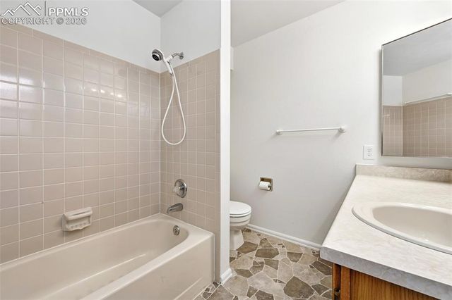 3356 Capstan Way, Colorado Springs, CO 80906
