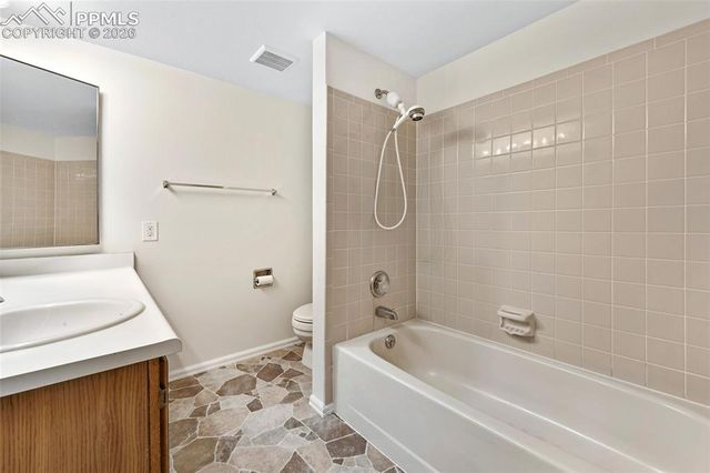 3356 Capstan Way, Colorado Springs, CO 80906