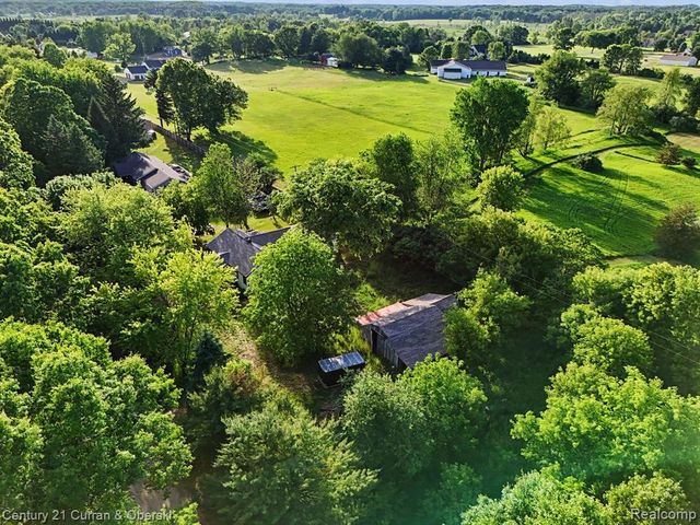 4296 Burgess Road, Pinckney, MI 48169