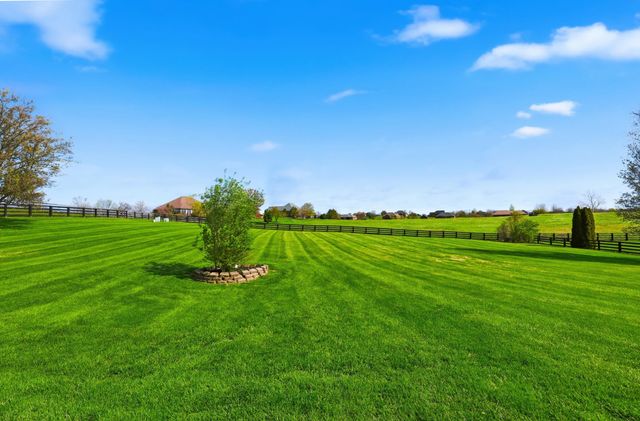 2003 Indigo Drive, Richmond, KY 40475