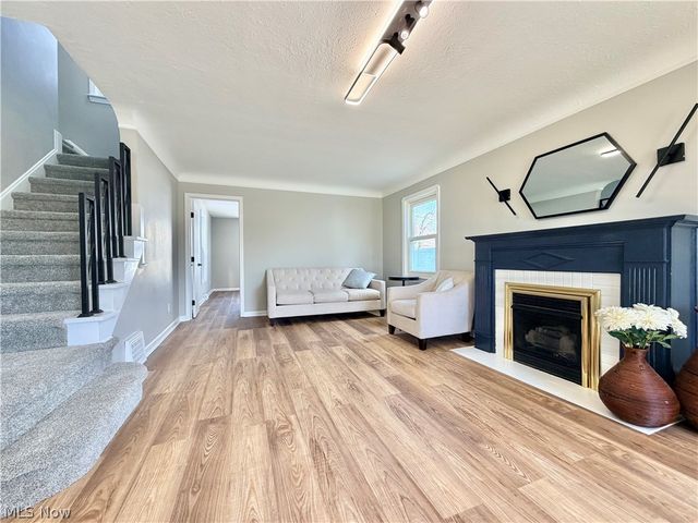 6702 Ackley Road, Parma, OH 44129