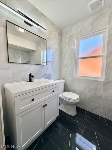 6702 Ackley Road, Parma, OH 44129