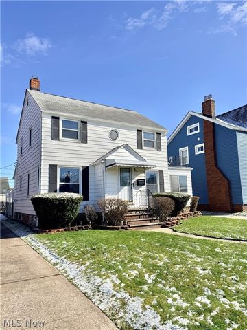 6702 Ackley Road, Parma, OH 44129