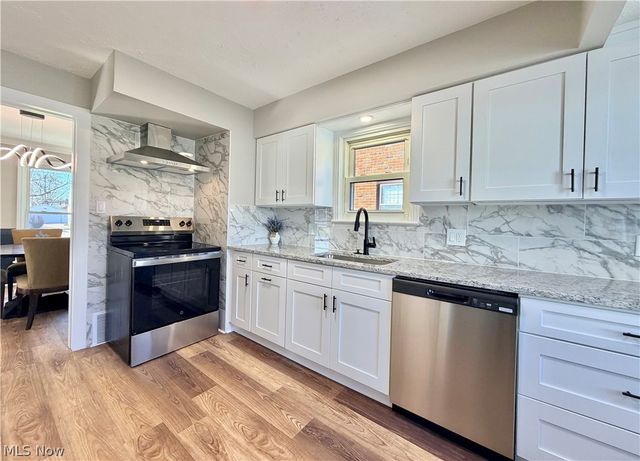 6702 Ackley Road, Parma, OH 44129