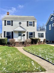 6702 Ackley Road, Parma, OH 44129