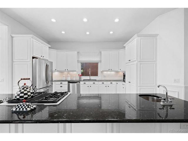 2090 S Joliet St, Aurora, CO 80014