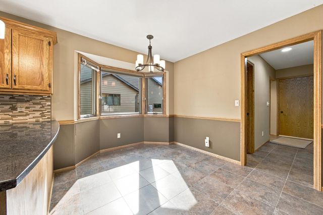 2802 28th Avenue S, Fargo, ND 58103