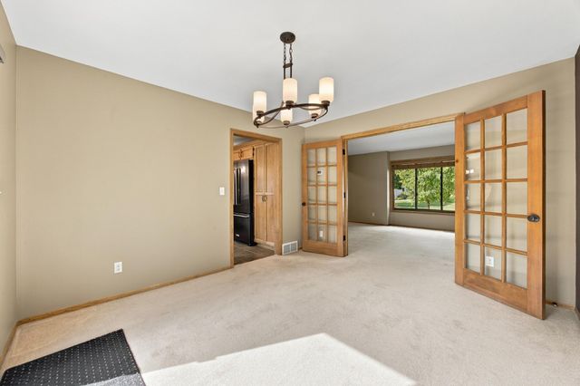 2802 28th Avenue S, Fargo, ND 58103