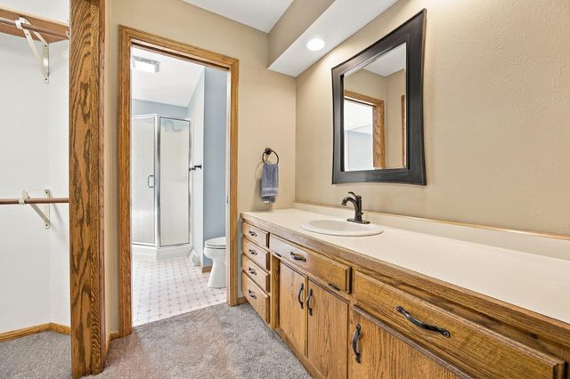 2802 28th Avenue S, Fargo, ND 58103