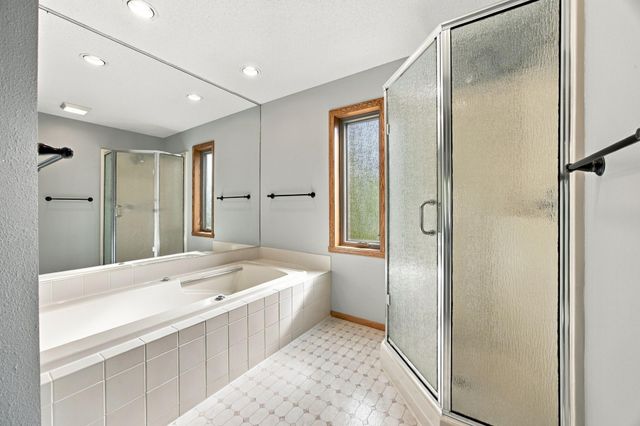 2802 28th Avenue S, Fargo, ND 58103