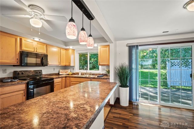 1373 Maplegrove Drive, Fairborn, OH 45324