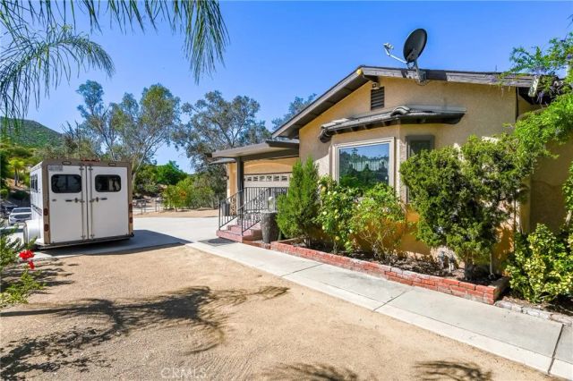 32360 Navajo Springs, Wildomar, CA 92595