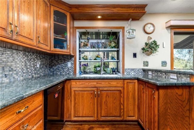 32360 Navajo Springs, Wildomar, CA 92595