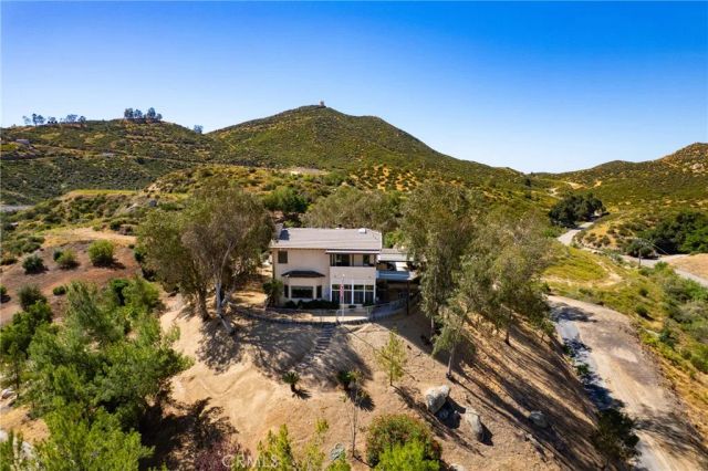 32360 Navajo Springs, Wildomar, CA 92595