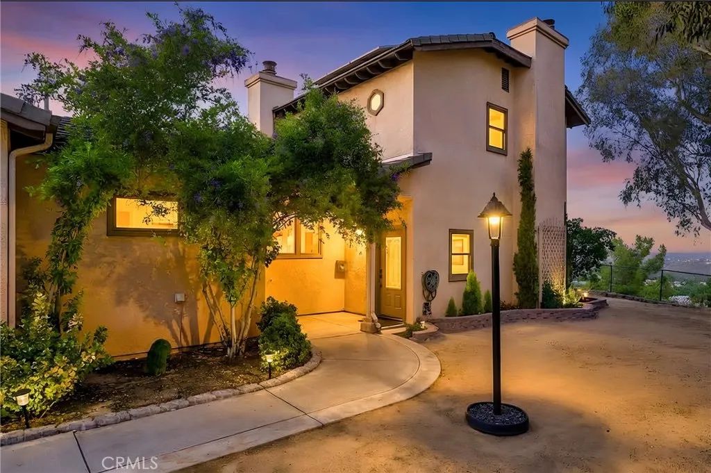 32360 Navajo Springs, Wildomar, CA 92595