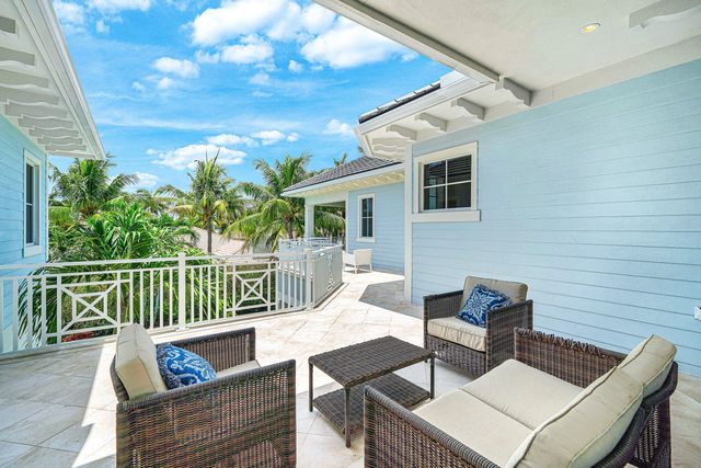 2249 E Maya Palm Drive, Boca Raton, FL 33432