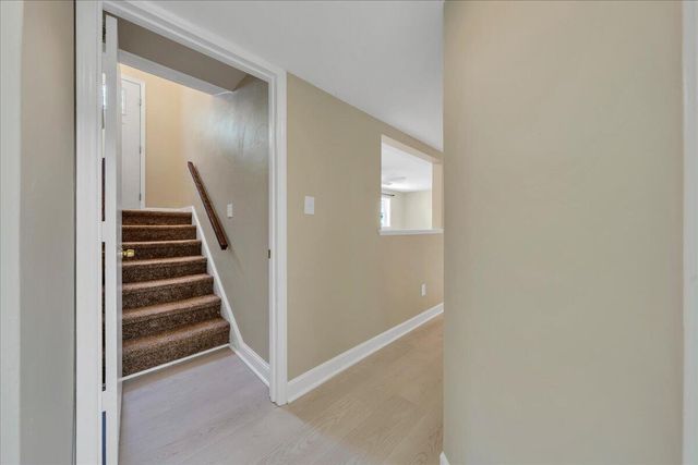 4912 Shadow LN, Roanoke, VA 24019