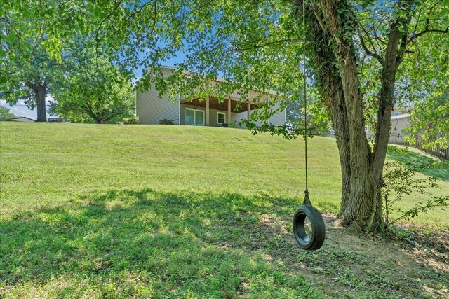 4912 Shadow LN, Roanoke, VA 24019