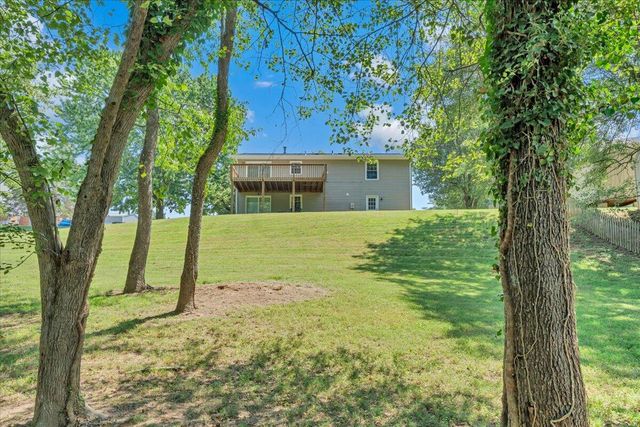 4912 Shadow LN, Roanoke, VA 24019