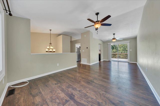 4912 Shadow LN, Roanoke, VA 24019