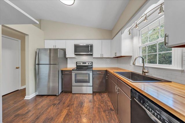 4912 Shadow LN, Roanoke, VA 24019