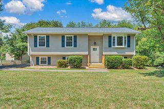 4912 Shadow LN, Roanoke, VA 24019