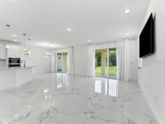 5232 WISHING ARCH DRIVE, Apollo Beach, FL 33572