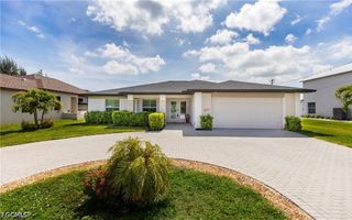 2207 Surfside BLVD, Cape Coral, FL 33991