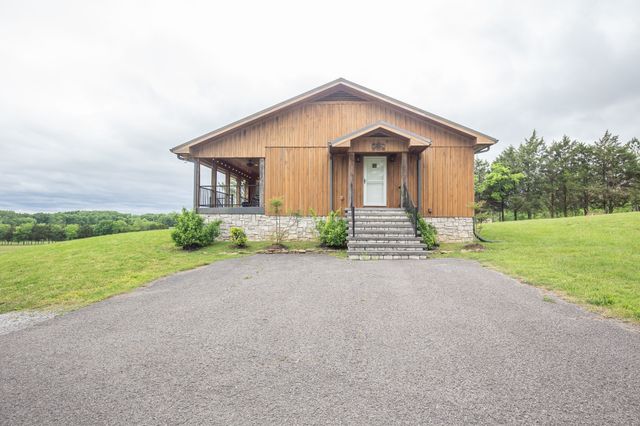 521 Coop Rd, Bell Buckle, TN 37020