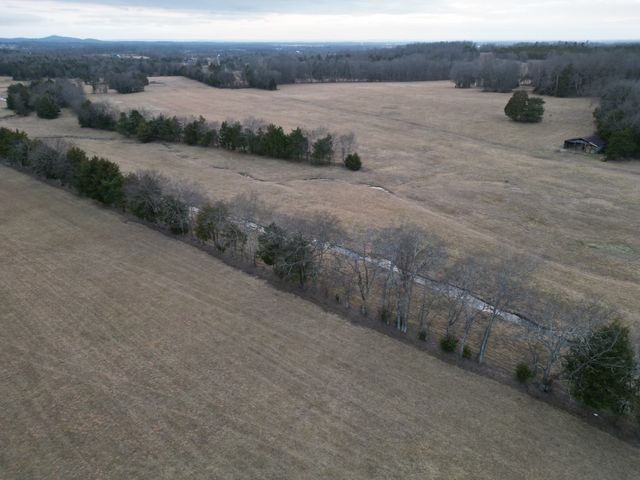 521 Coop Rd, Bell Buckle, TN 37020