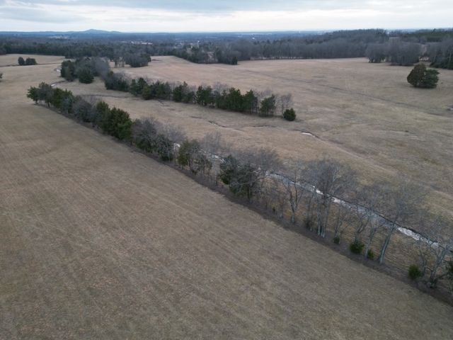 521 Coop Rd, Bell Buckle, TN 37020