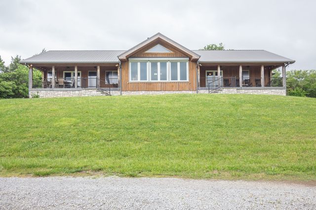 521 Coop Rd, Bell Buckle, TN 37020