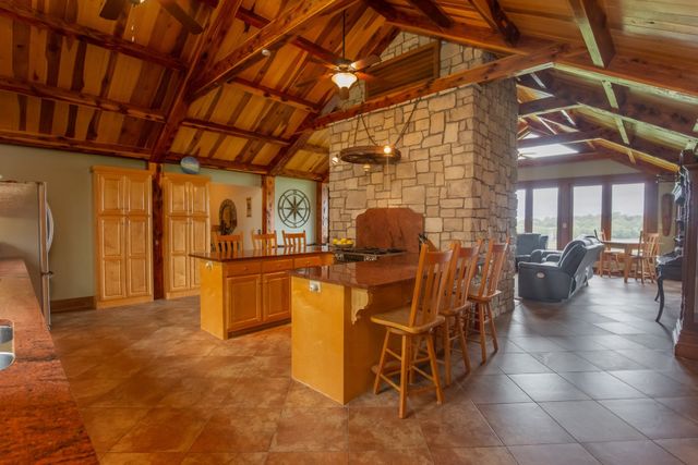 521 Coop Rd, Bell Buckle, TN 37020