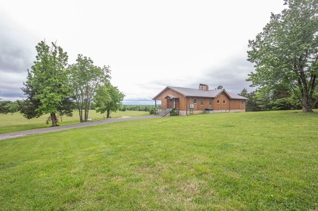 521 Coop Rd, Bell Buckle, TN 37020