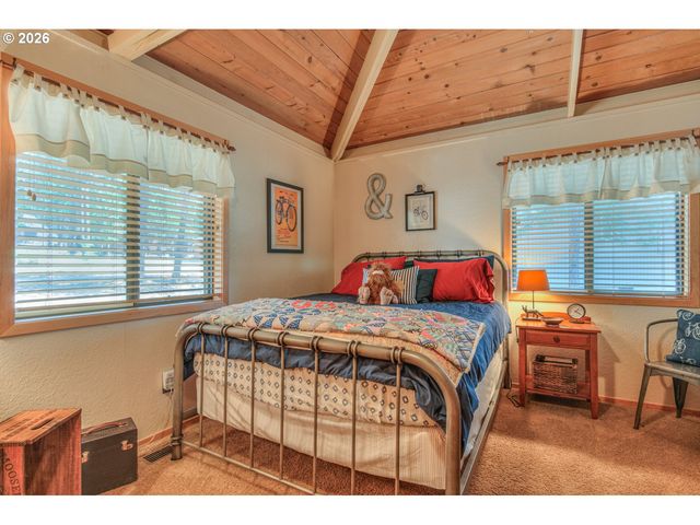 57077 FOX Ln, Sunriver, OR 97707