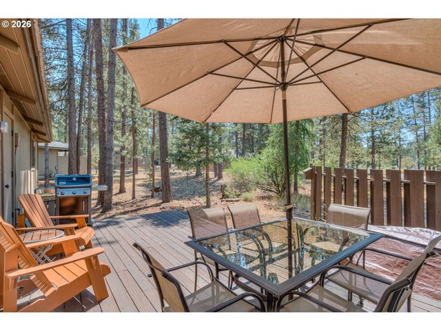 57077 FOX Ln, Sunriver, OR 97707