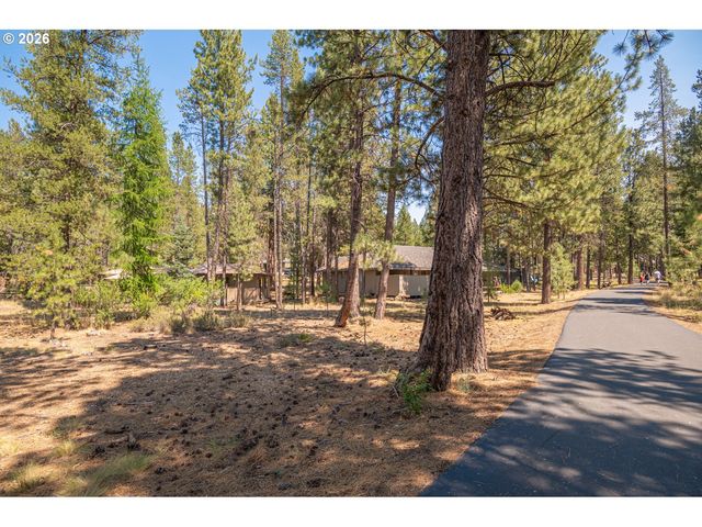 57077 FOX Ln, Sunriver, OR 97707