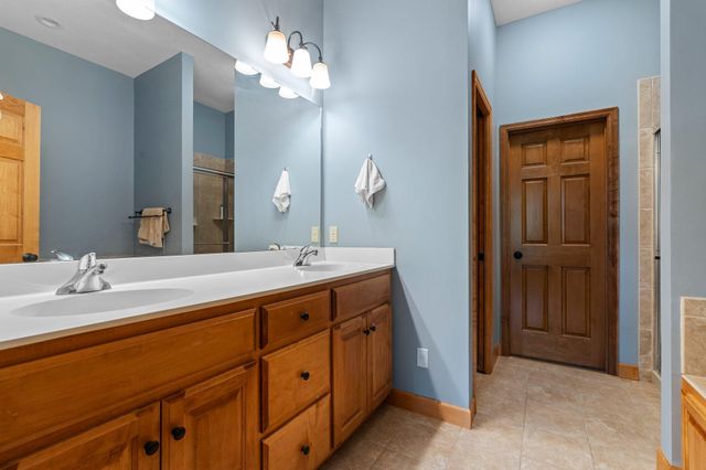 9363 Libby Lane, Eden Prairie, MN 55347