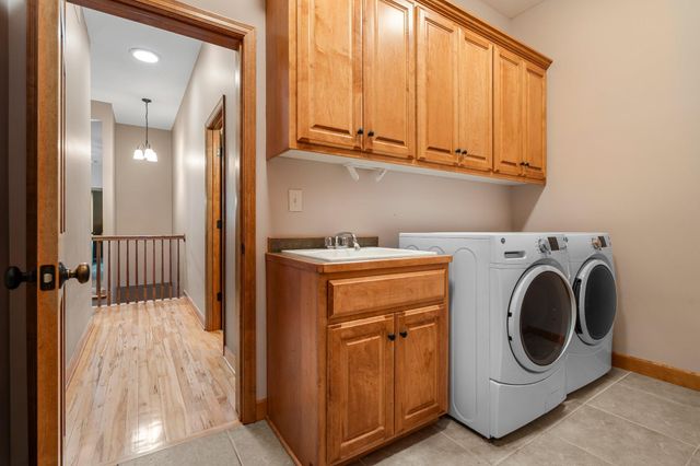 9363 Libby Lane, Eden Prairie, MN 55347