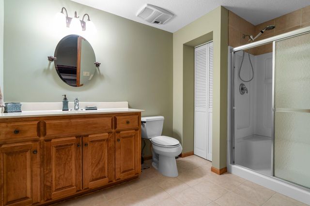 9363 Libby Lane, Eden Prairie, MN 55347