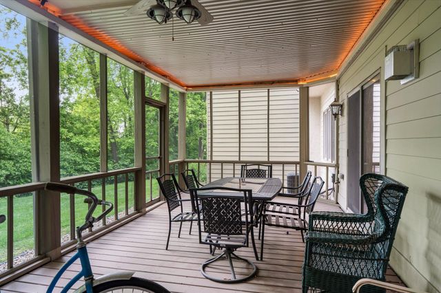 9363 Libby Lane, Eden Prairie, MN 55347