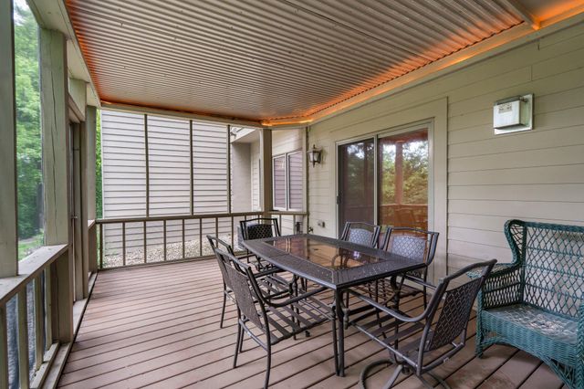 9363 Libby Lane, Eden Prairie, MN 55347